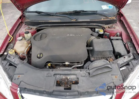 2013 Chrysler 200 Limited z USA, uszkodzony, nr VIN 1C3CCBCG5DN573806